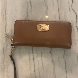 Michael Kors leather wallet wristlet